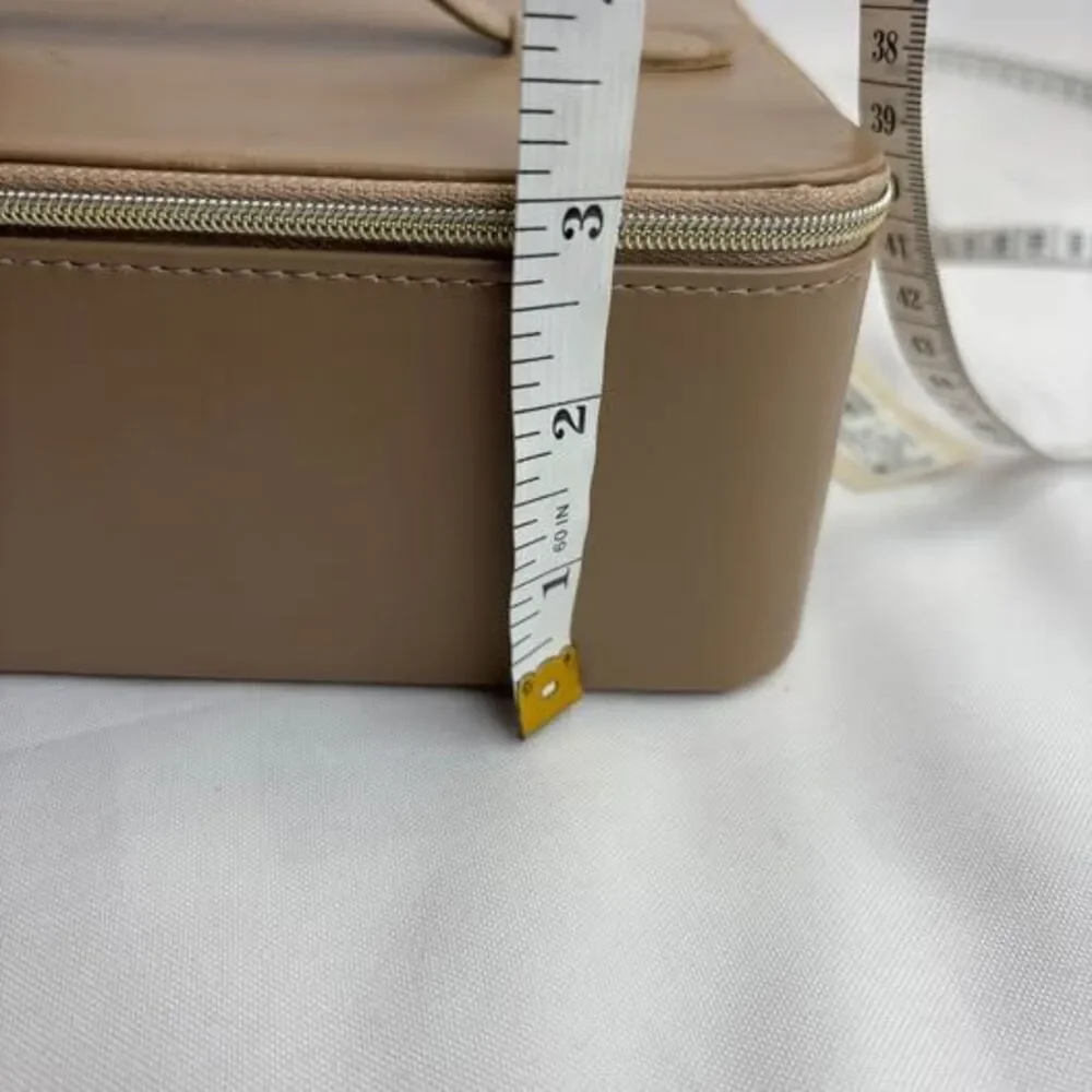 A New Day Travel Case Jewelry Makeup Organizer Tan Zippered Case